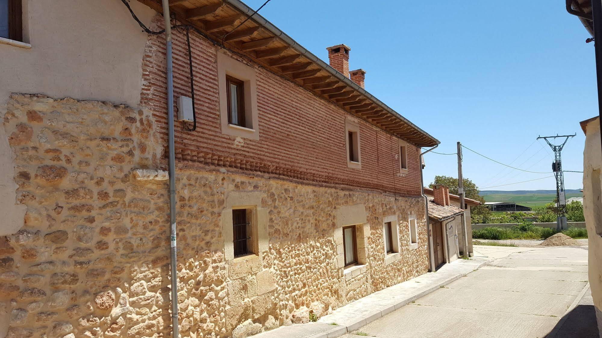 Hotel Rural Fuente Del Val Prádanos de Ojeda Kültér fotó