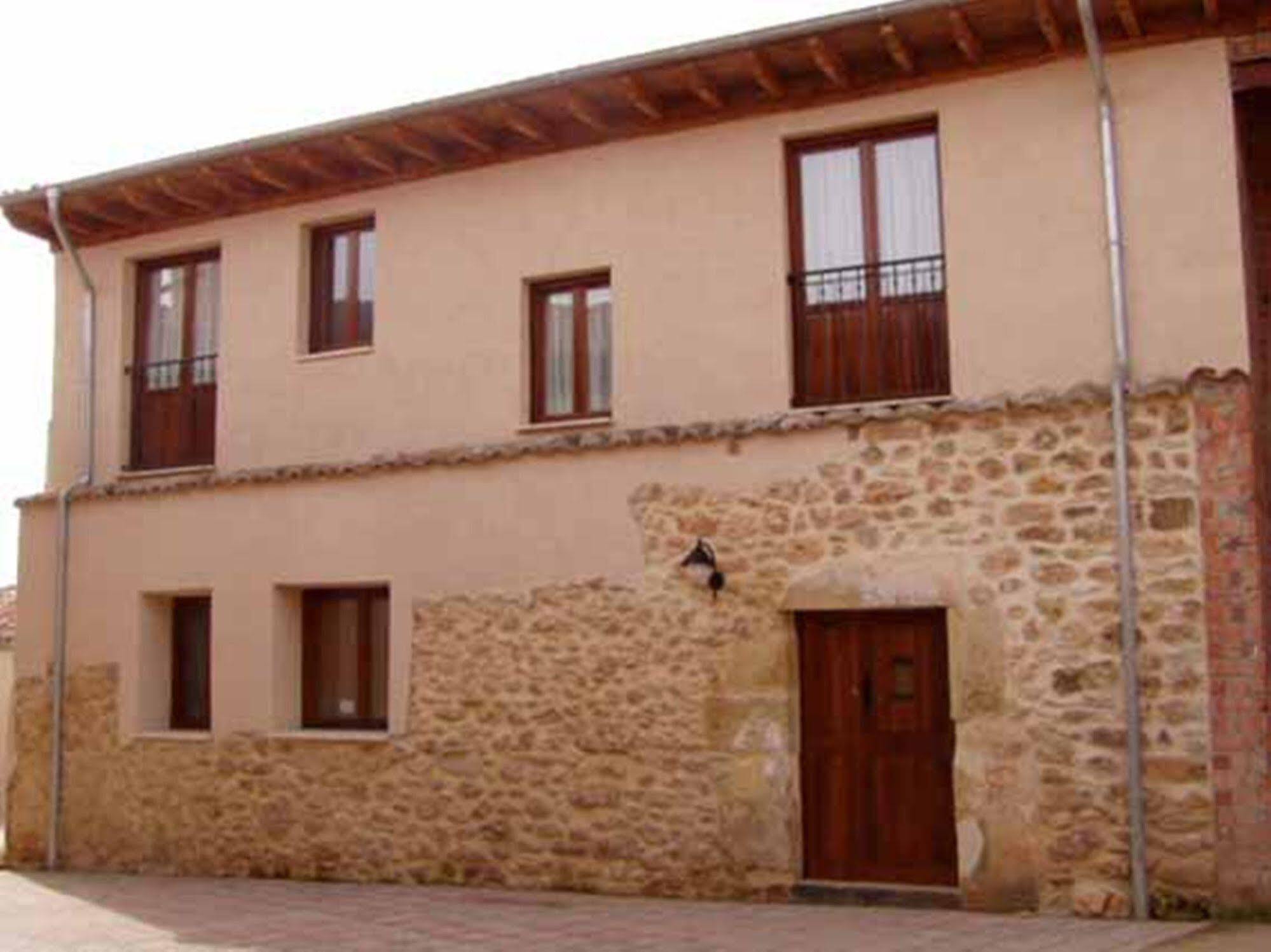 Hotel Rural Fuente Del Val Prádanos de Ojeda Kültér fotó